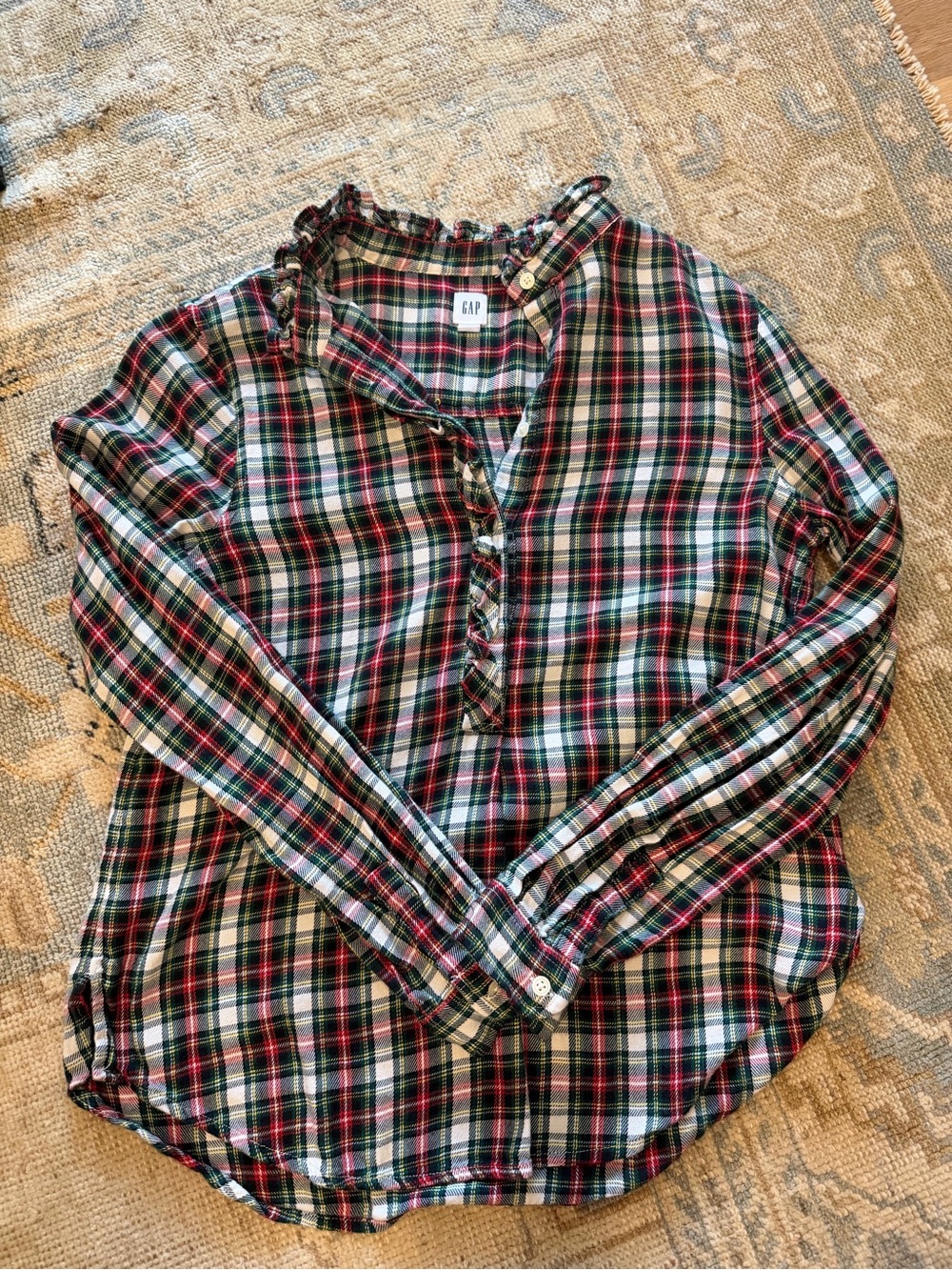 GAP Red Green Plaid Ruffle-Trim Button-Front Long Sleeve Top